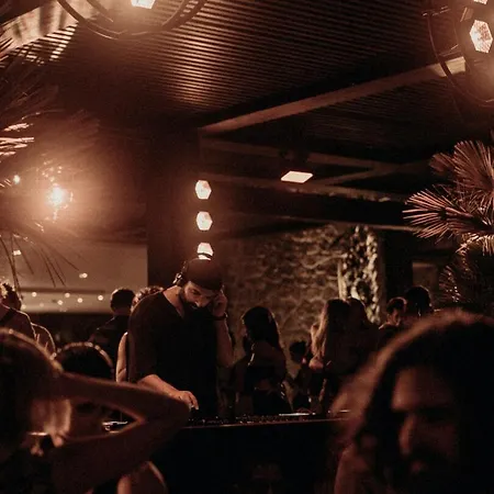 Scorpios ホテル 5*