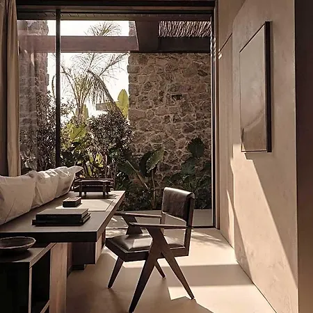 Scorpios Hotel
